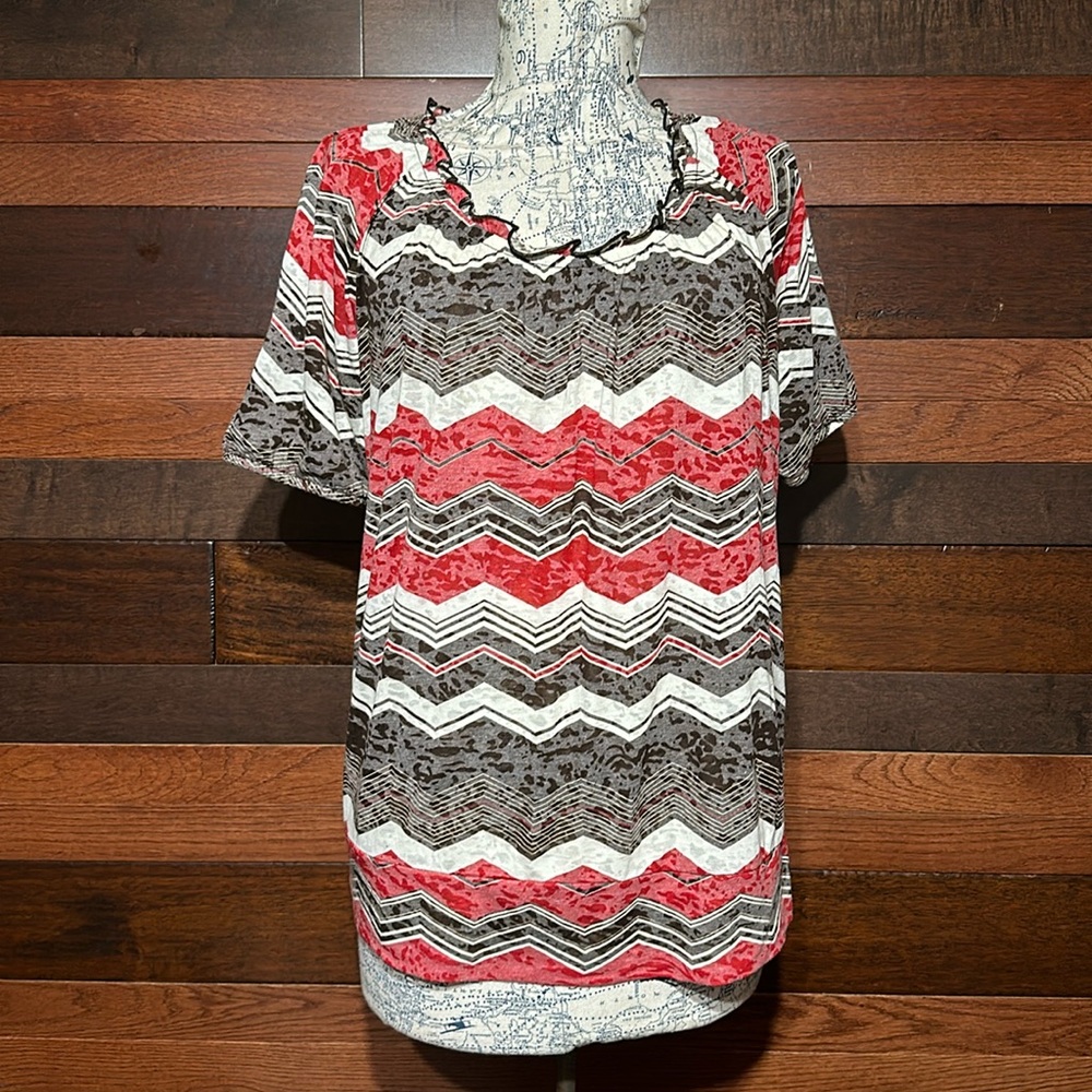 AB Studio Scoop Neck Short Sleeve Red and Brown Striped Tee Shirt